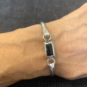 Vintage Taxco Sterling Silver Bangle with Onyx Stone